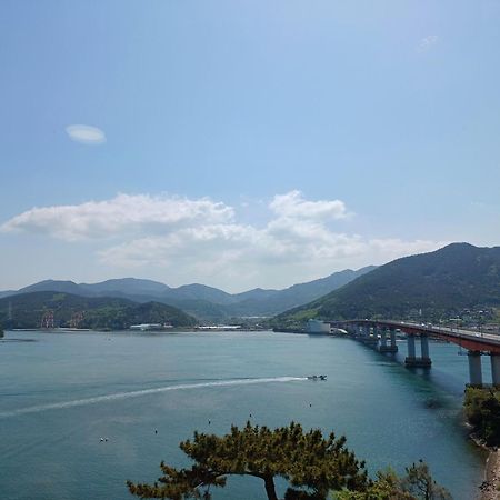 Tongyeong Bridge Hotel Bagian luar foto